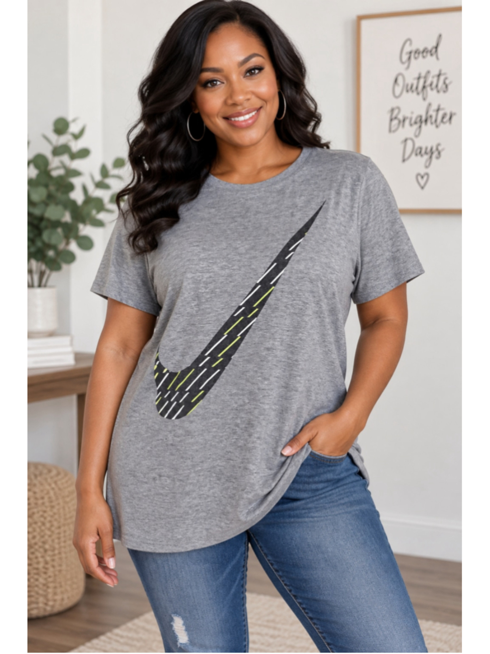 Nike Graphic Short Sleeve Tee Grey Black Women's Size XL
